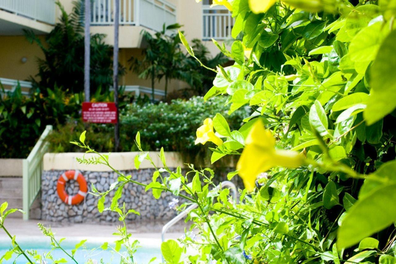 Golden Sands Hotel Крайст-Черч Екстер'єр фото